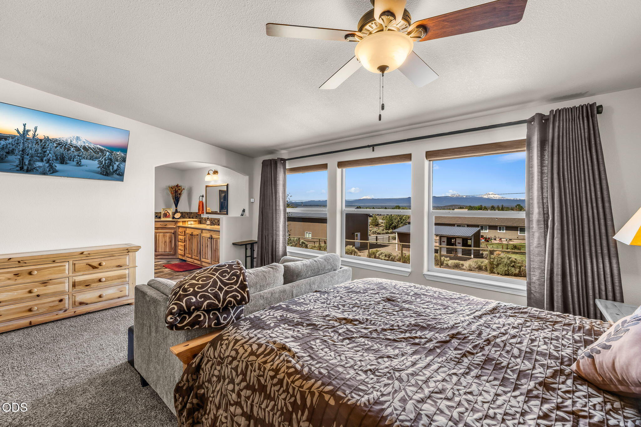 20810 89th Street Bend, OR 97703 - Photo 46 of 87