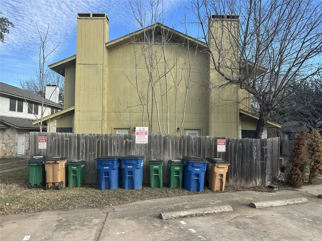 $1,825 | 1305 Camp Craft Road, Unit D, West Lake Hills, TX 78746