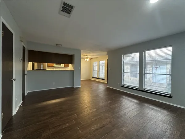 $1,750 | 1305 Camp Craft Road, Unit D, West Lake Hills, TX 78746