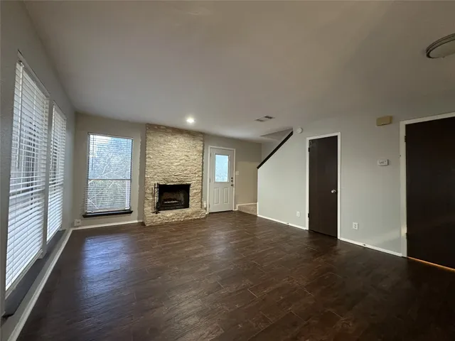 $1,825 | 1305 Camp Craft Road, Unit D, West Lake Hills, TX 78746