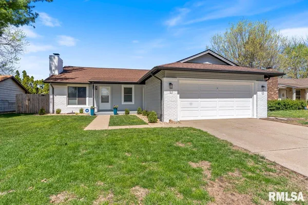 $259,900 | 97 McCarthy Drive, Springfield, IL 62702