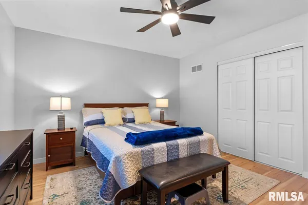 $259,900 | 97 McCarthy Drive, Springfield, IL 62702