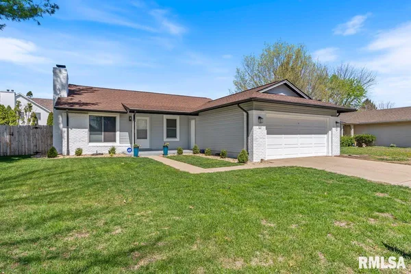 $259,900 | 97 McCarthy Drive, Springfield, IL 62702