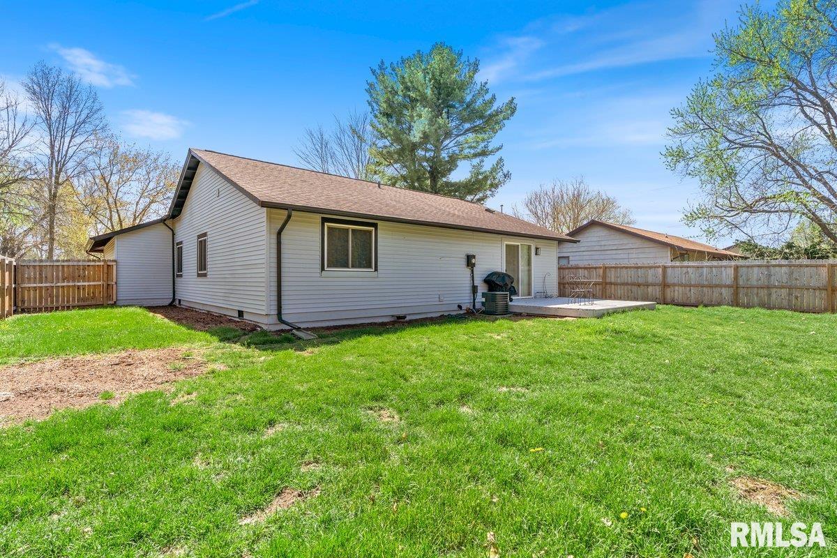 97 McCarthy Drive Springfield, IL 62702 - Photo 31 of 32