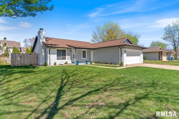 $259,900 | 97 McCarthy Drive, Springfield, IL 62702