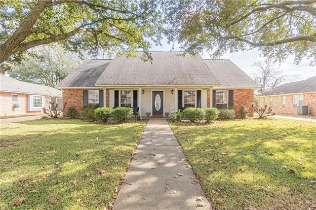 $269,750 | 5225 Fairview Avenue, Alexandria, LA 71303