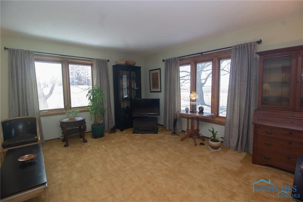 8901 Noward Road Waterville, OH 43566 - Photo 9 of 36 Gallery Image 9