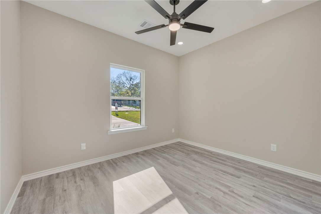 1612 Robeson Street Bryan, TX 77803 - Photo 13 of 20