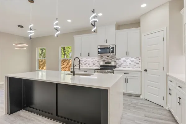 $274,900 | 1612 Robeson Street, Bryan, TX 77803