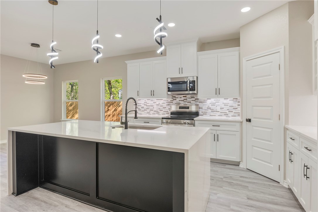 1612 Robeson Street Bryan, TX 77803 - Photo 7 of 20