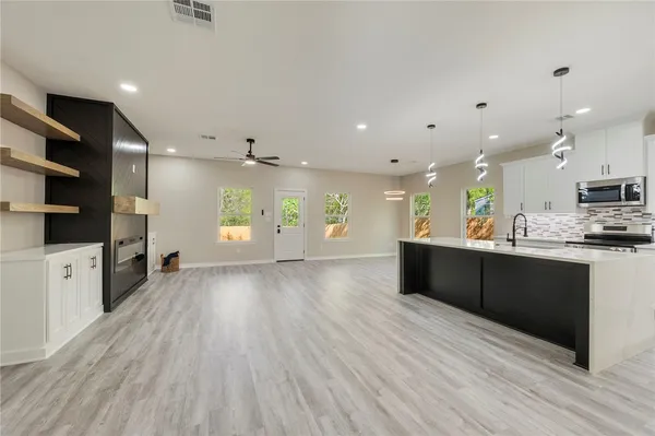 $274,900 | 1612 Robeson Street, Bryan, TX 77803