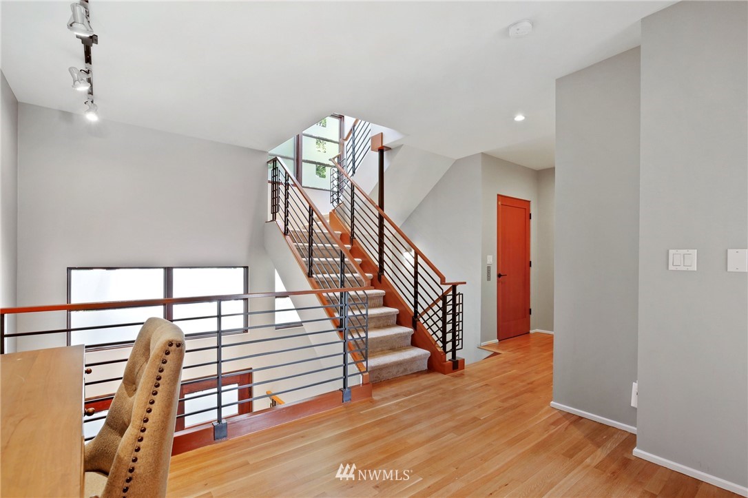 423 Ward Street Seattle, WA 98109 - Photo 19 of 39 a view of entryway and hall with wooden floor