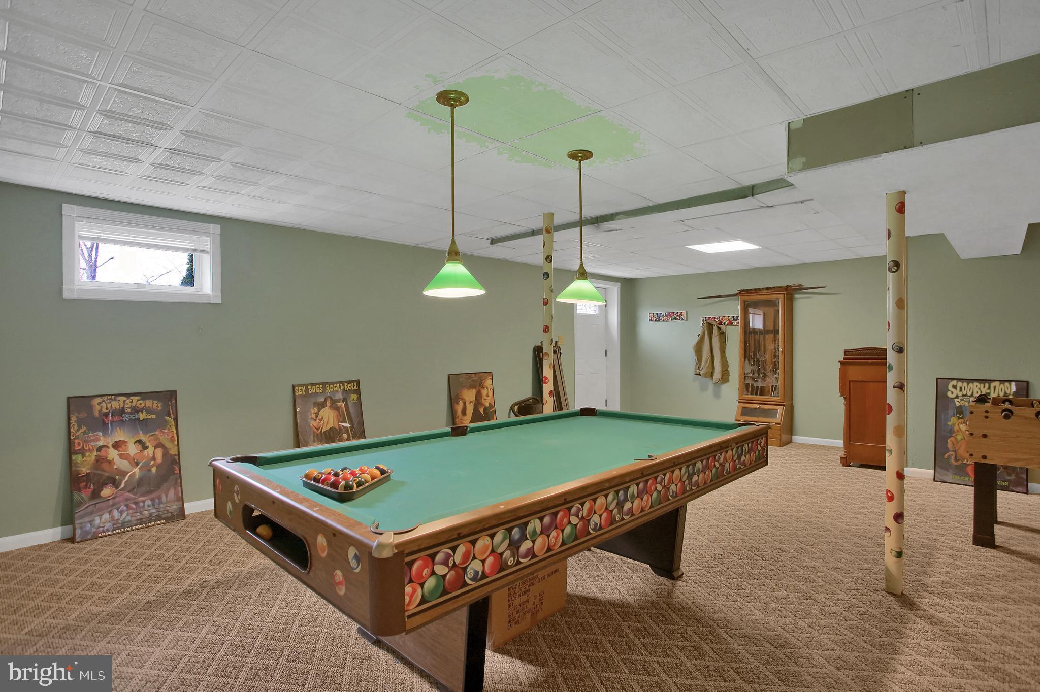 16 Central View Road Dillsburg, PA 17019 - Photo 42 of 54 Lower level family/game room-pool table stays