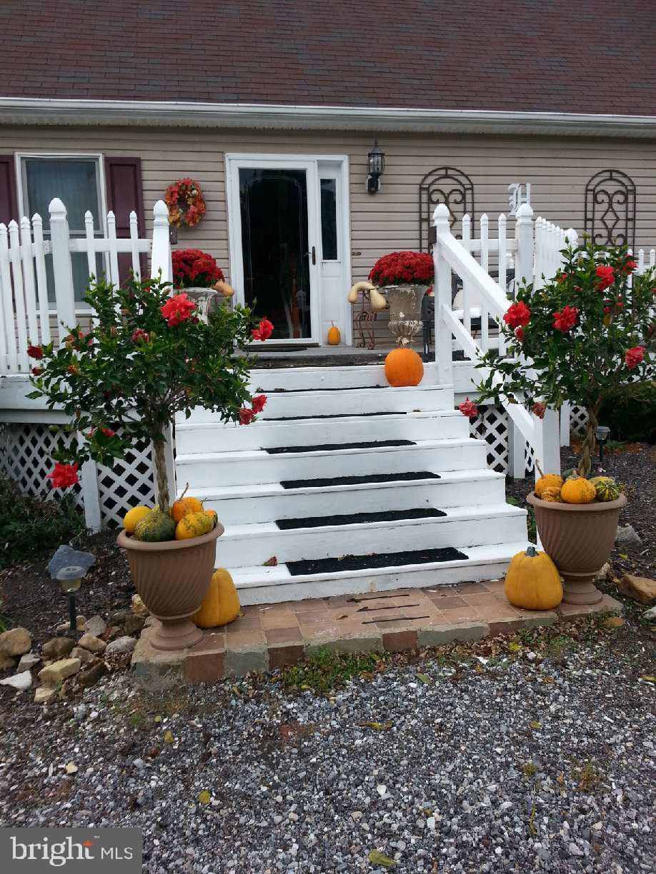 16 Central View Road Dillsburg, PA 17019 - Photo 51 of 54 Fall photo of front of home
