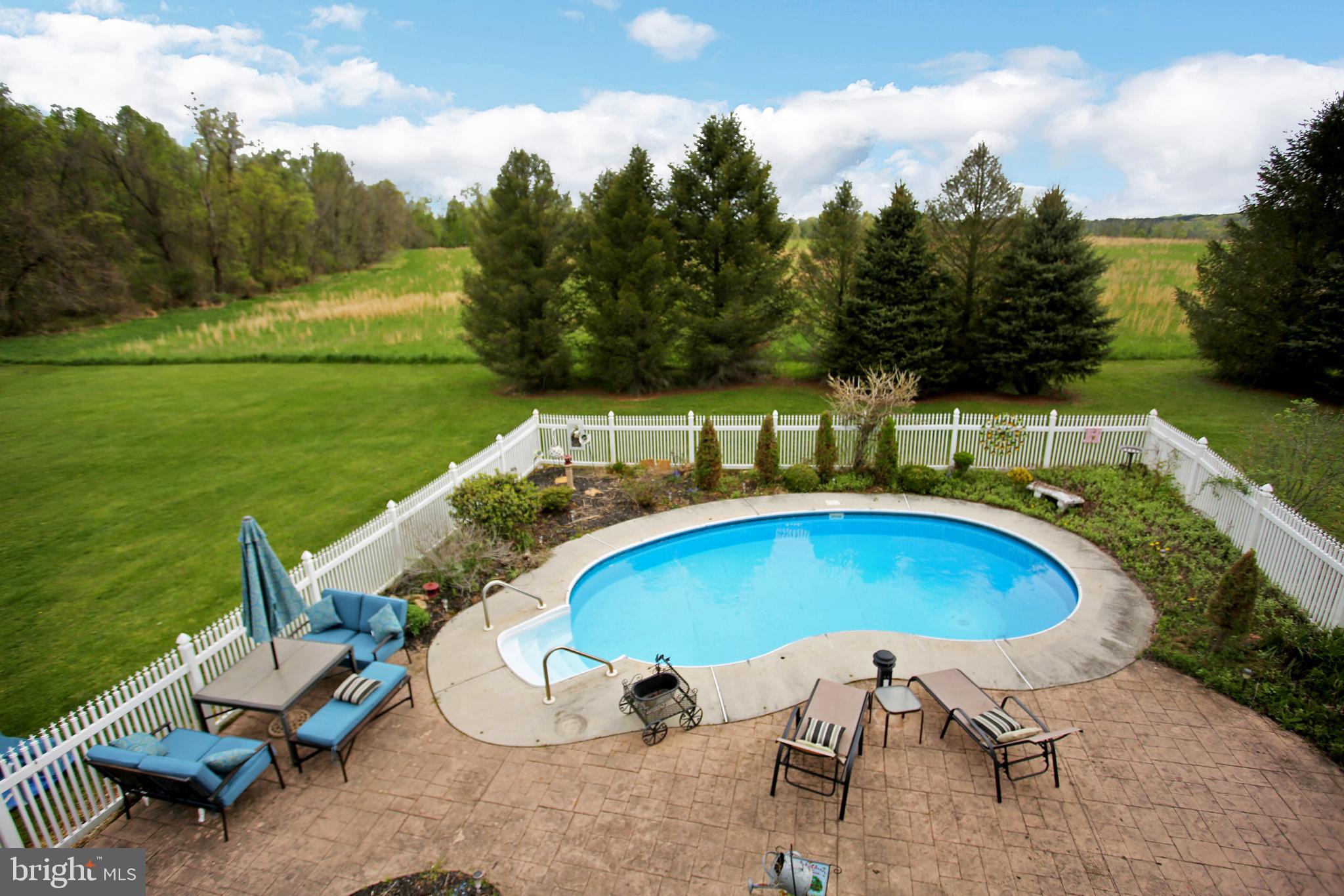16 Central View Road Dillsburg, PA 17019 - Photo 9 of 54 Summertime photo of pool