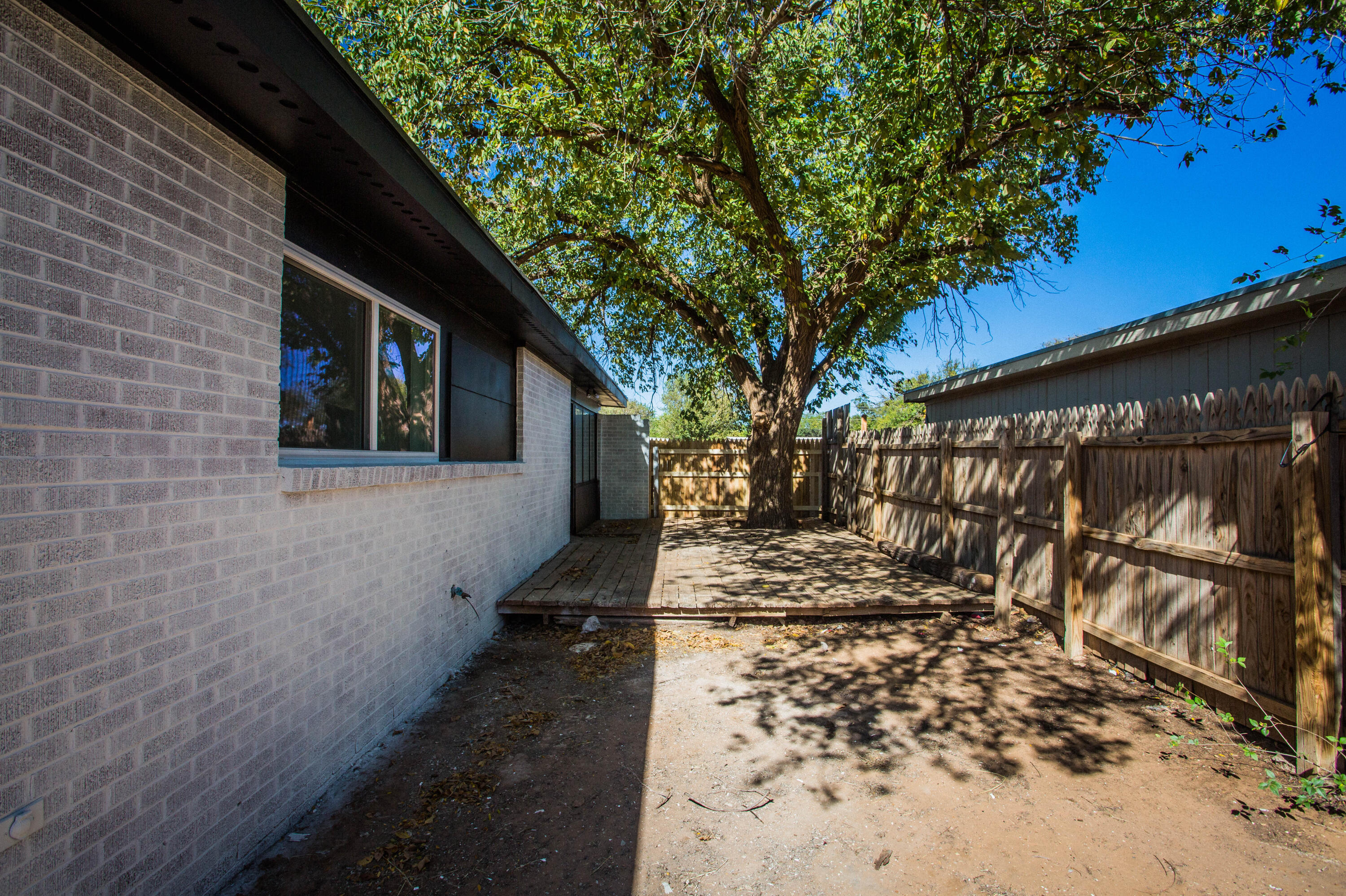 2725 63rd Street Lubbock, TX 79413 - Photo 38 of 41 a view of a house with a yard