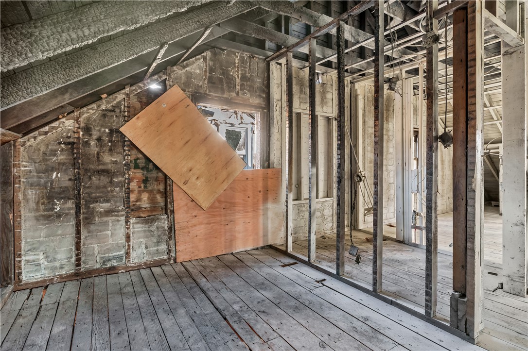 36 Fairmount Street Woonsocket, RI 02895 - Photo 22 of 32