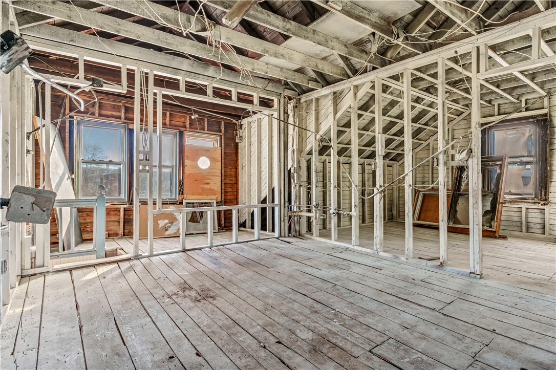 36 Fairmount Street Woonsocket, RI 02895 - Photo 23 of 32