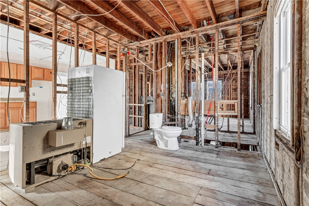 36 Fairmount Street Woonsocket, RI 02895 - Photo 10 of 32