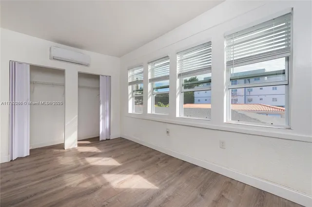 $1,550 | 501 Southwest 6th Court, Unit 215, Miami, FL 33130