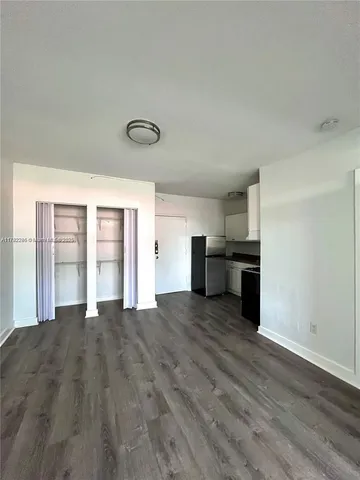 $1,550 | 501 Southwest 6th Court, Unit 215, Miami, FL 33130