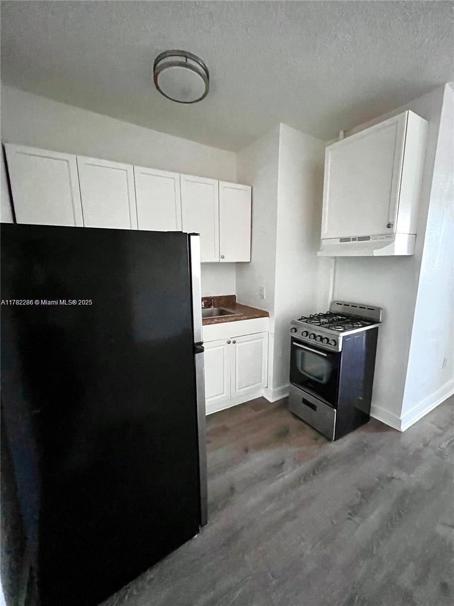 501 Southwest 6th Court, Unit 215 Miami, FL 33130 - Photo 6 of 17