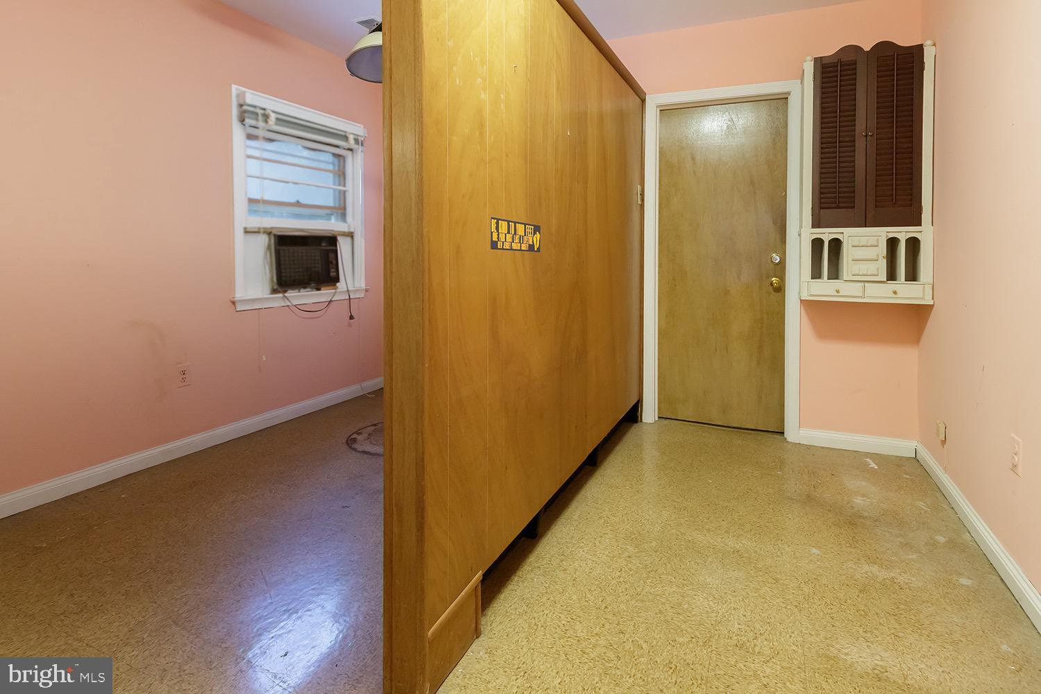 908 Hilltop Road Cinnaminson, NJ 08077 - Photo 14 of 30 Office/in law