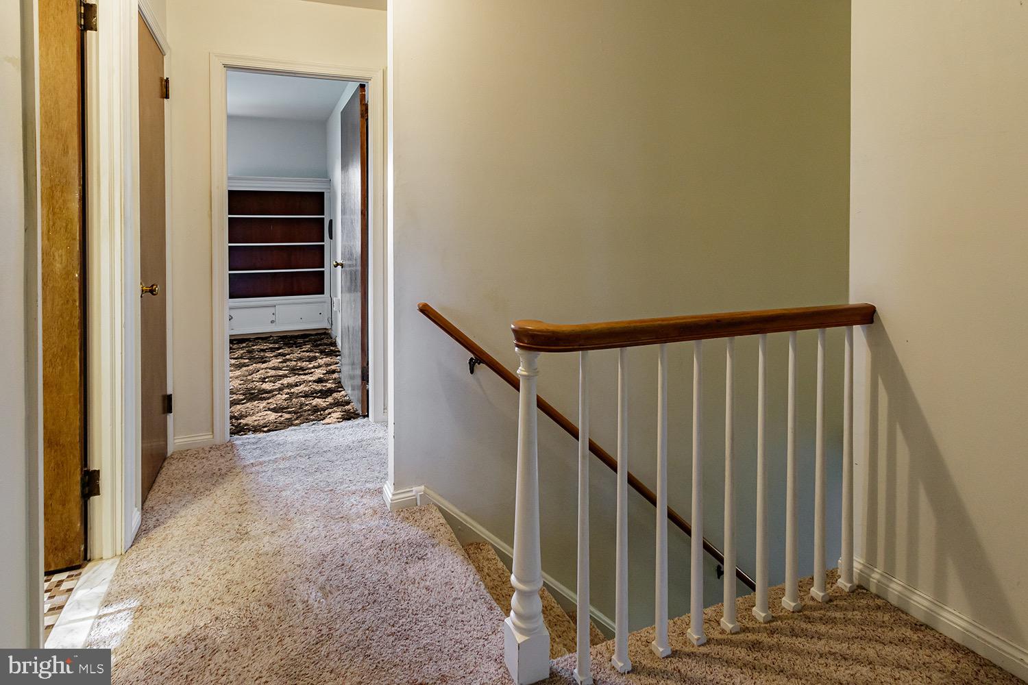 908 Hilltop Road Cinnaminson, NJ 08077 - Photo 19 of 30 Hallway / Attic