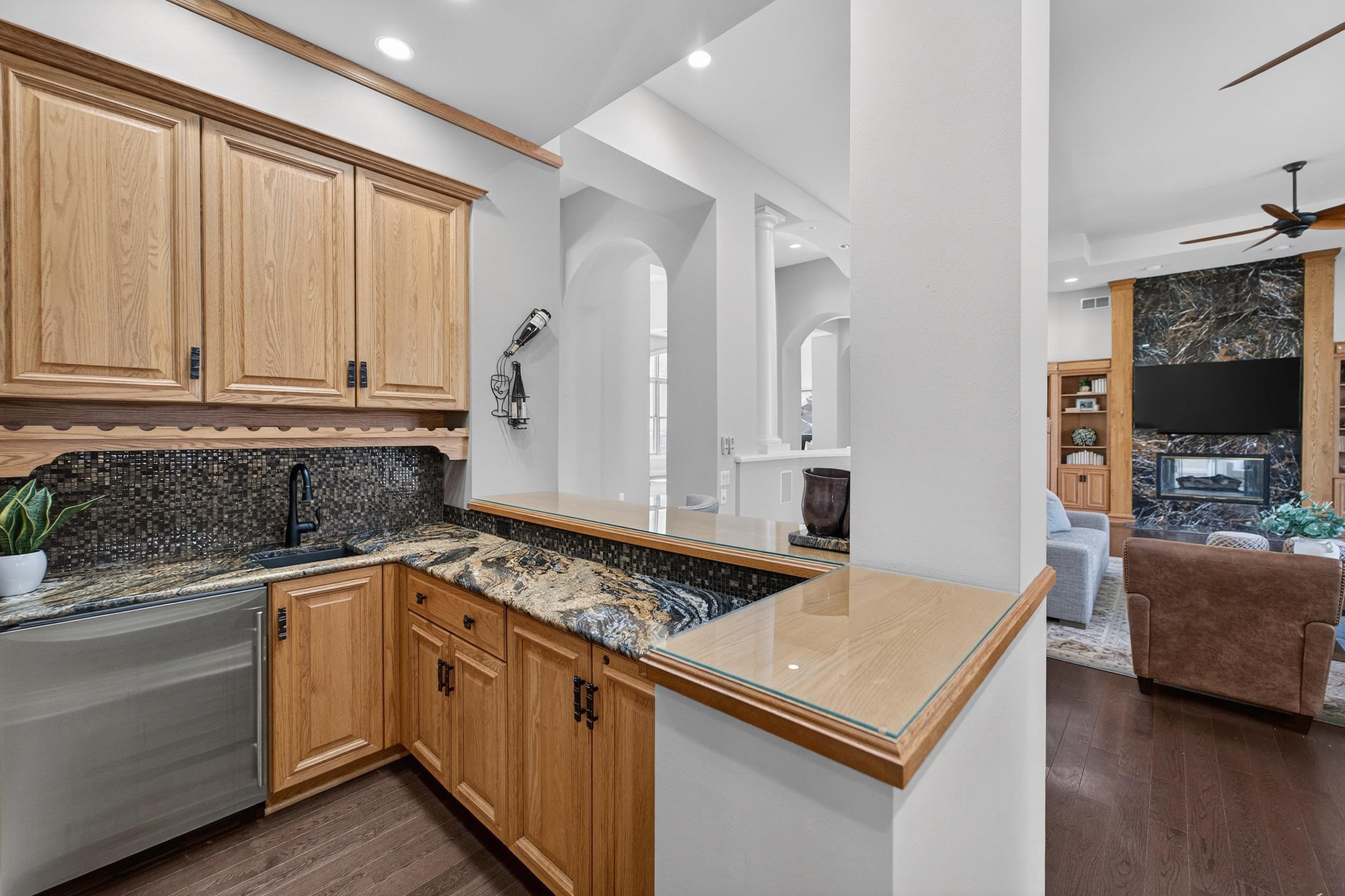 4606 Signature Drive Middleton, WI 53562 - Photo 15 of 95