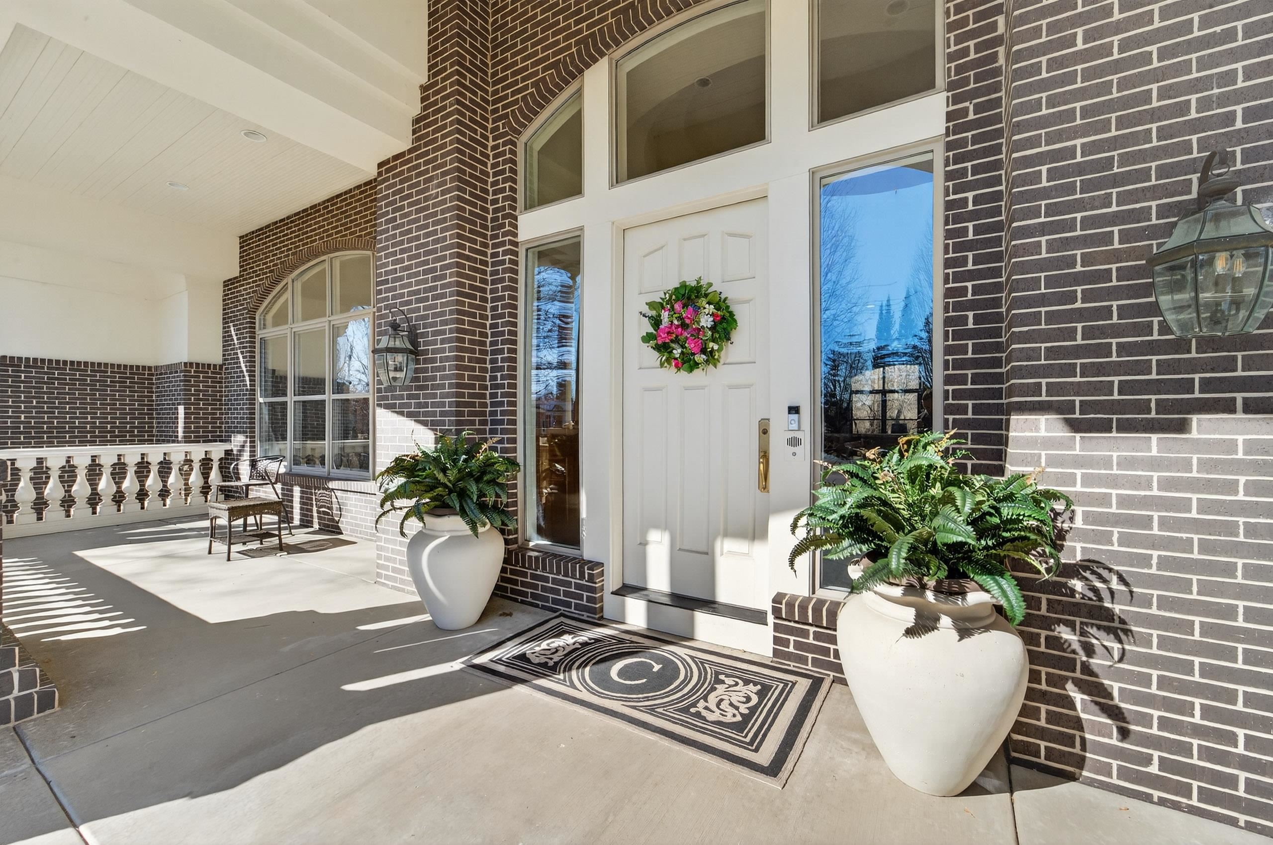 4606 Signature Drive Middleton, WI 53562 - Photo 3 of 95