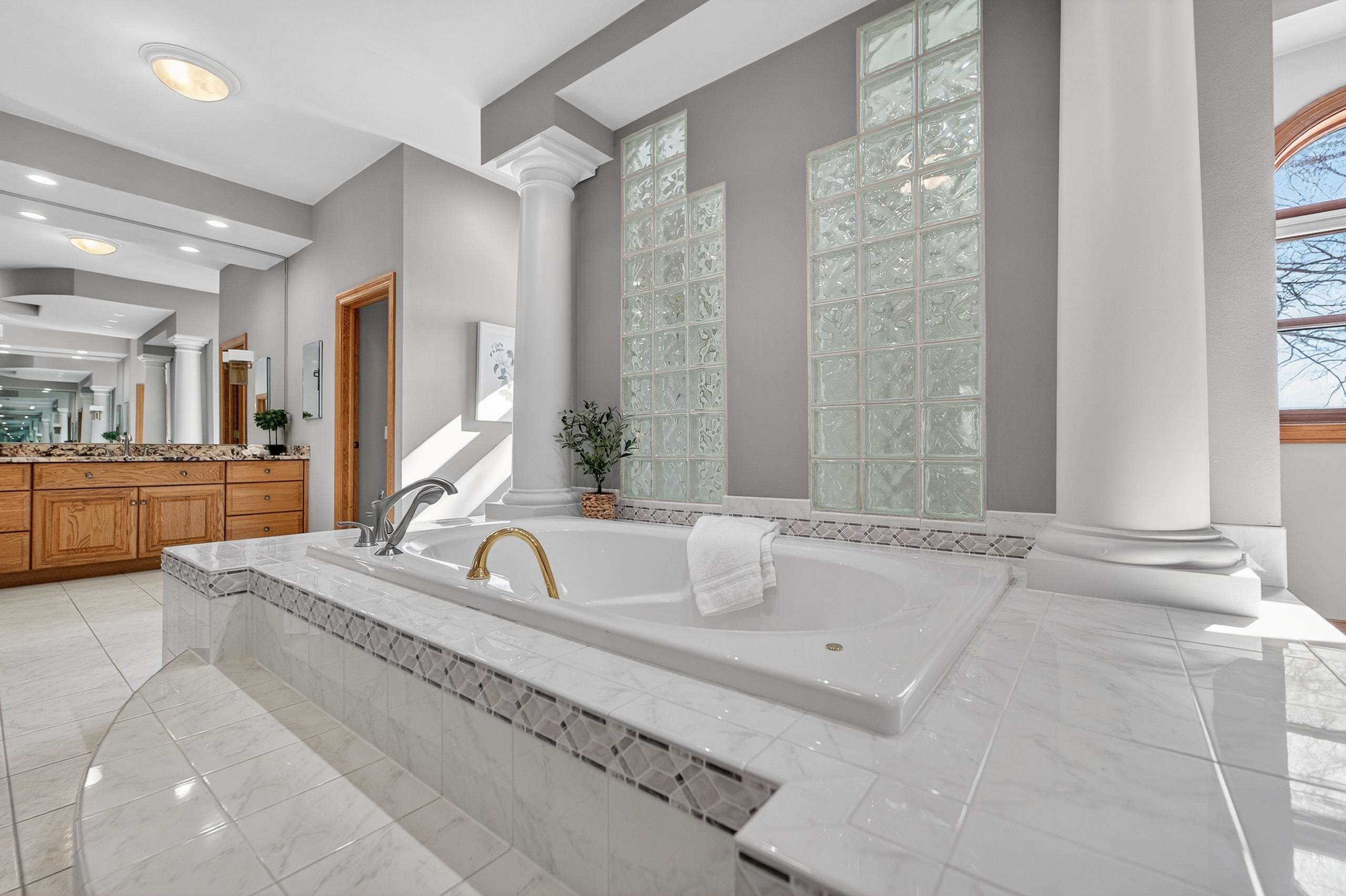 4606 Signature Drive Middleton, WI 53562 - Photo 38 of 95