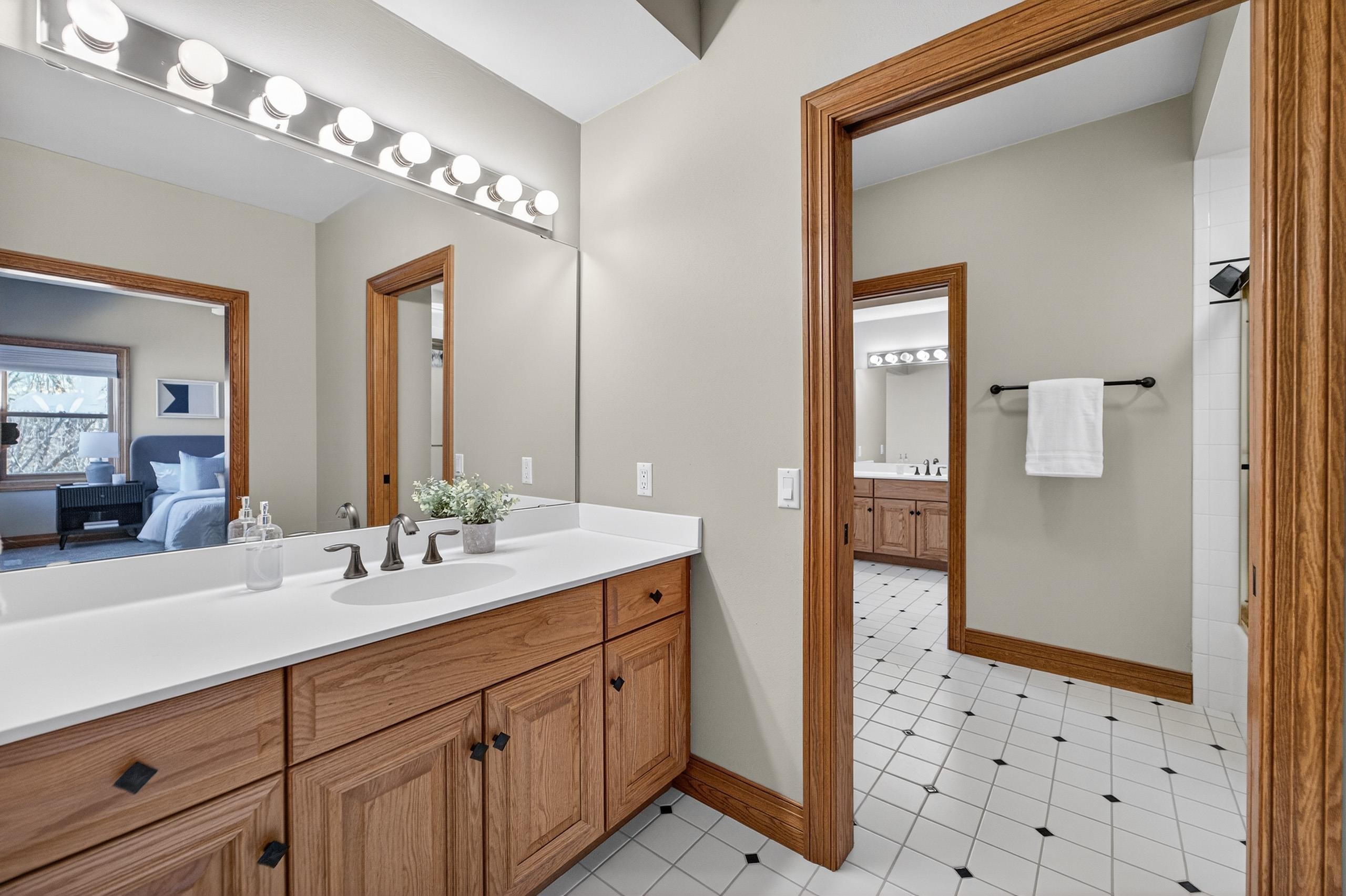 4606 Signature Drive Middleton, WI 53562 - Photo 58 of 95