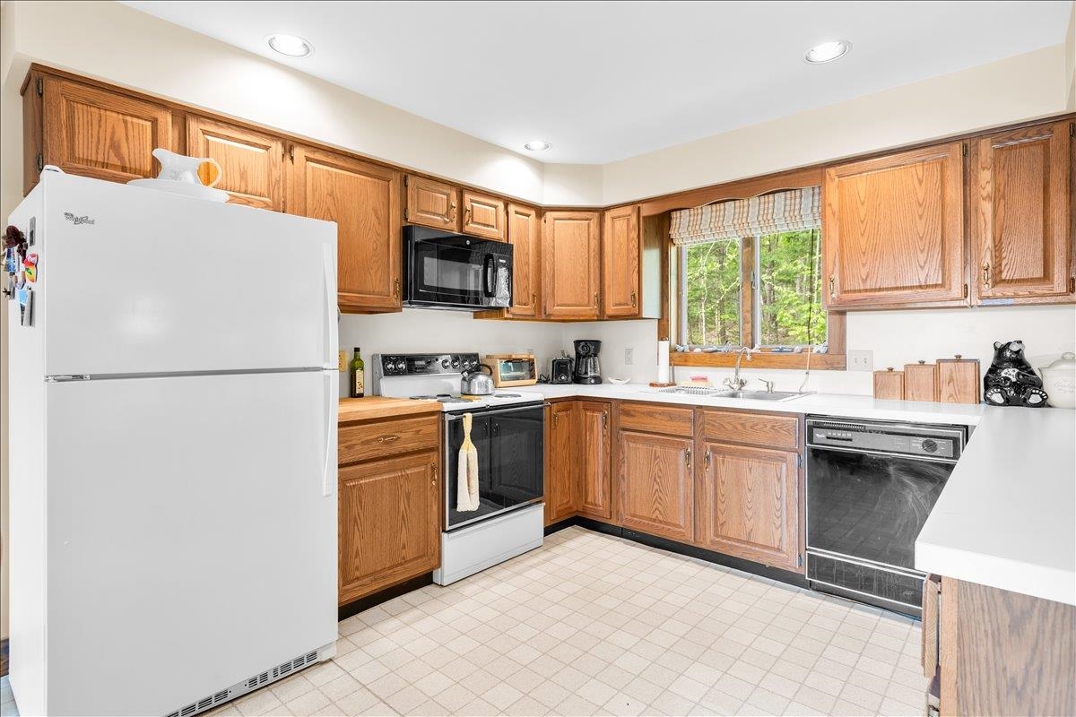 290 Iron Foundry Road Franconia, NH 03580 - Photo 12 of 55