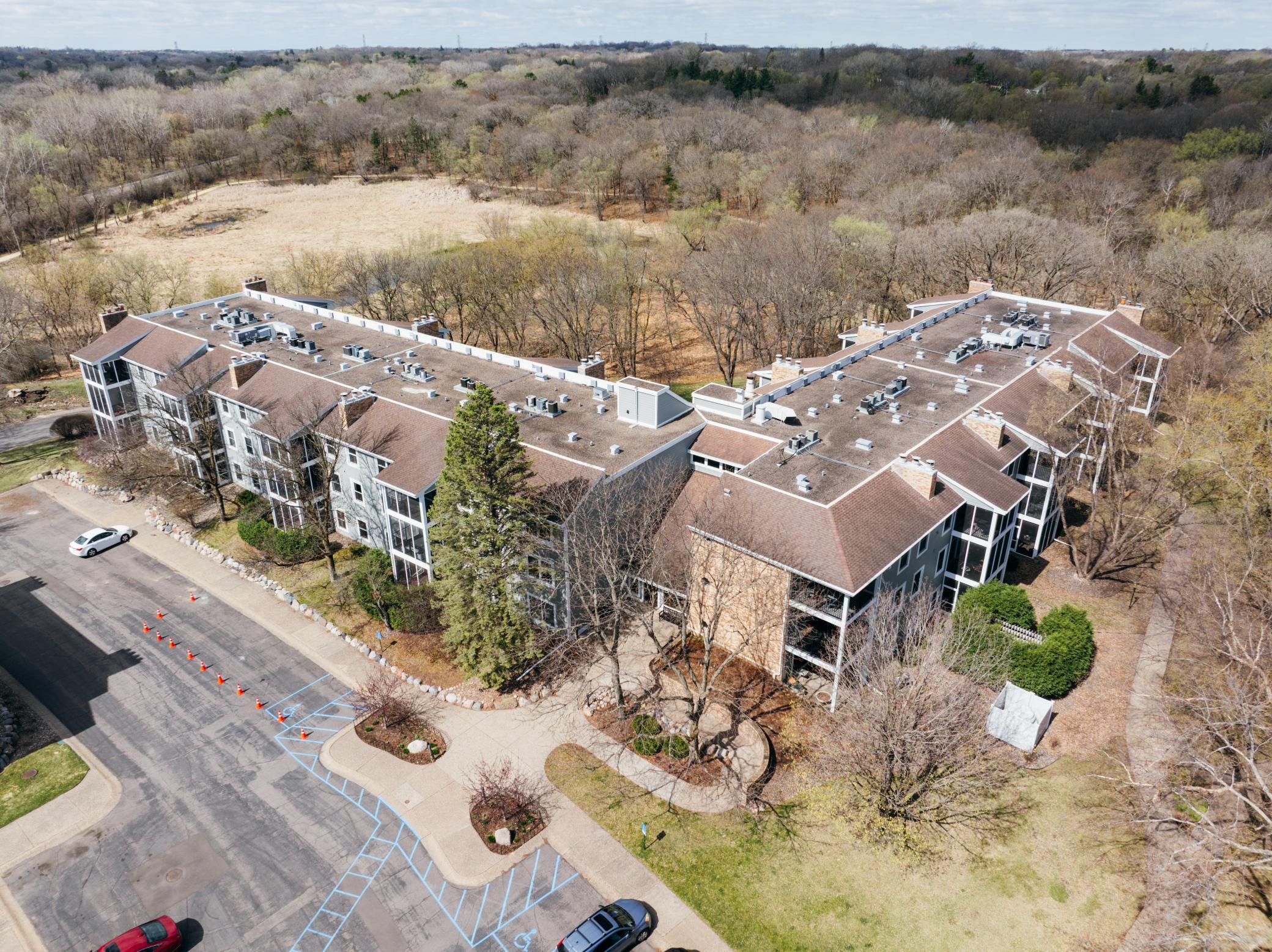 3020 St Albans Mill Road, Unit 205 Hopkins, MN 55305 - Photo 5 of 8