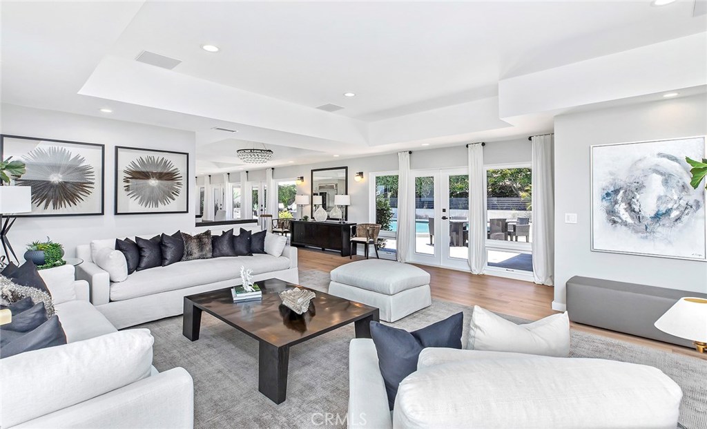 2526 Monaco Drive Laguna Beach, CA 92651 - Photo 20 of 59 a living room with furniture and a large window