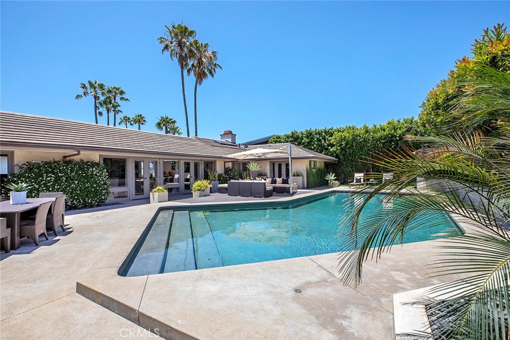 2526 Monaco Drive Laguna Beach, CA 92651 - Photo 38 of 59 swimming pool view with a seating space