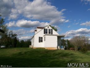 2926 Charleston Road Point Pleasant, WV 25550 - Photo 2 of 12 Rear