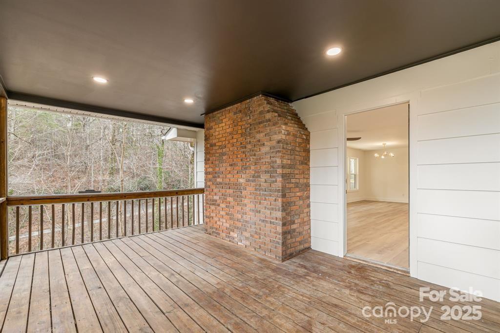 7 Angus Lane Asheville, NC 28805 - Photo 16 of 45 a view of gallery with wooden floor