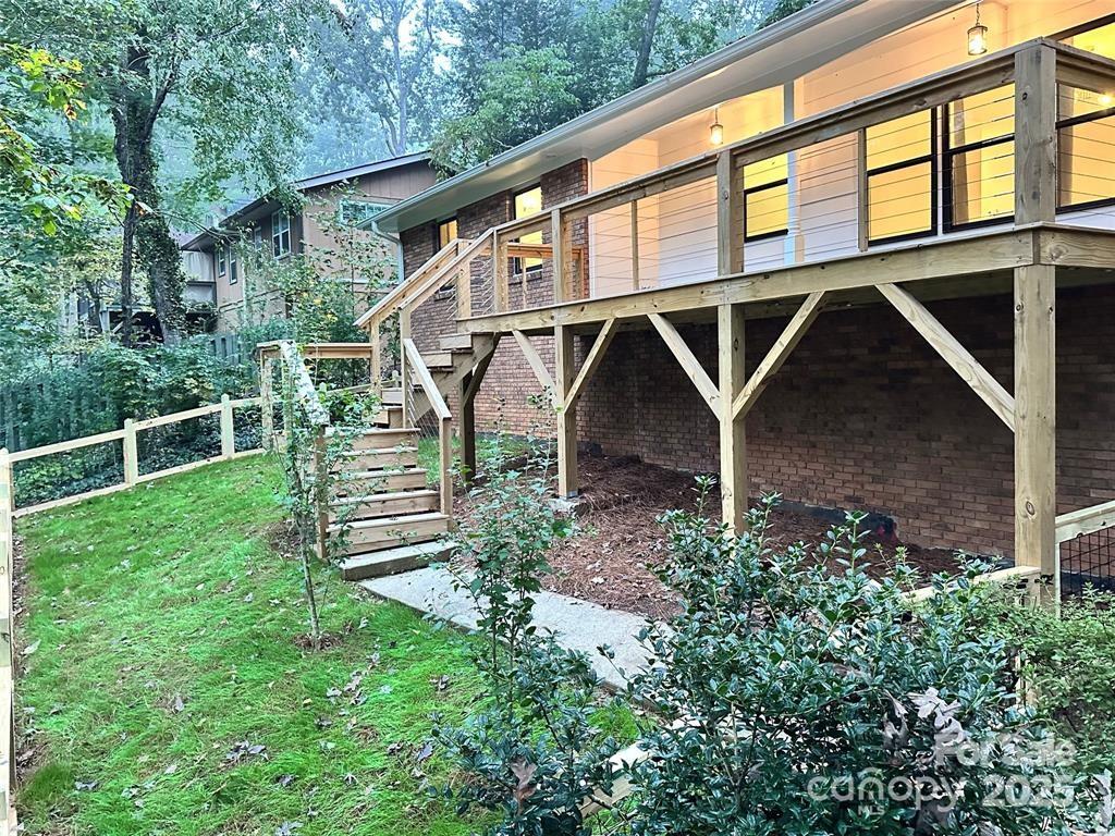 7 Angus Lane Asheville, NC 28805 - Photo 6 of 45 a house view with a garden space