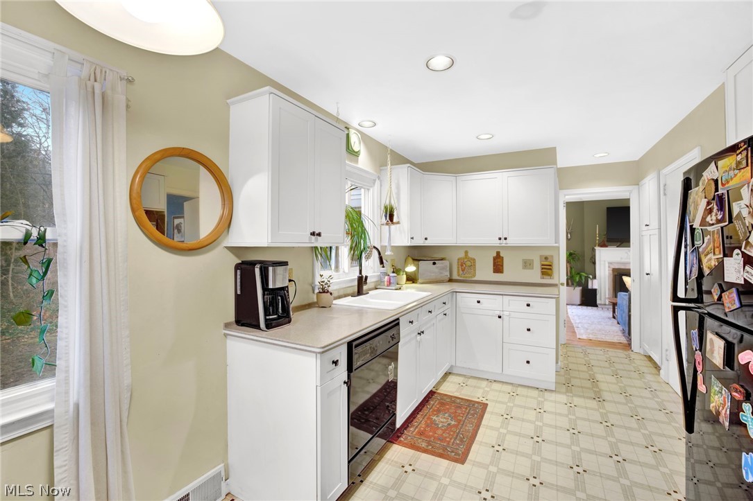115 Grandin Road Akron, OH 44313 - Photo 7 of 29 Gallery Image 7