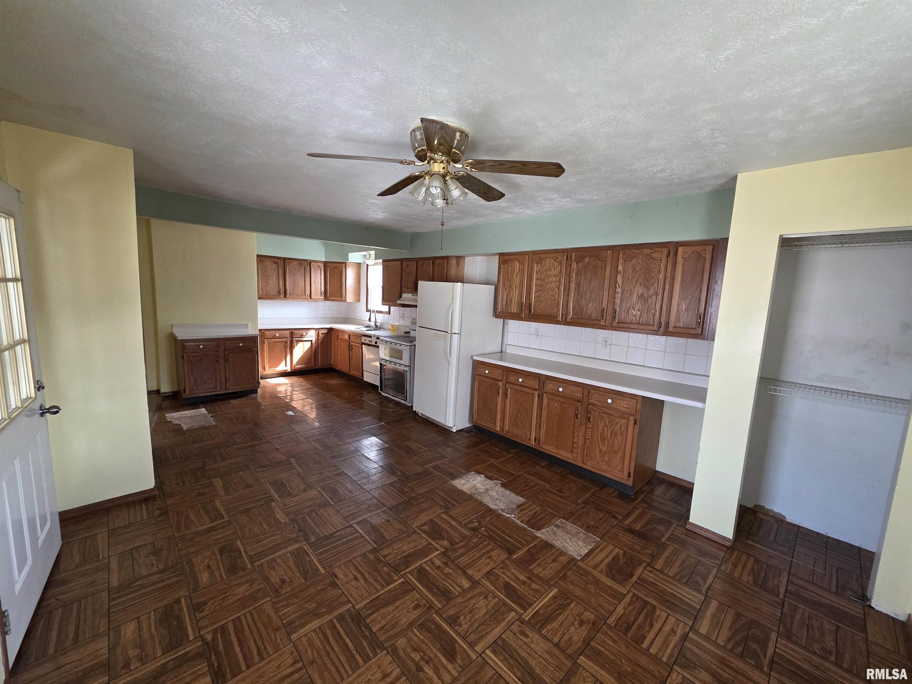 3357 South 3rd Street Springfield, IL 62703 - Photo 5 of 25