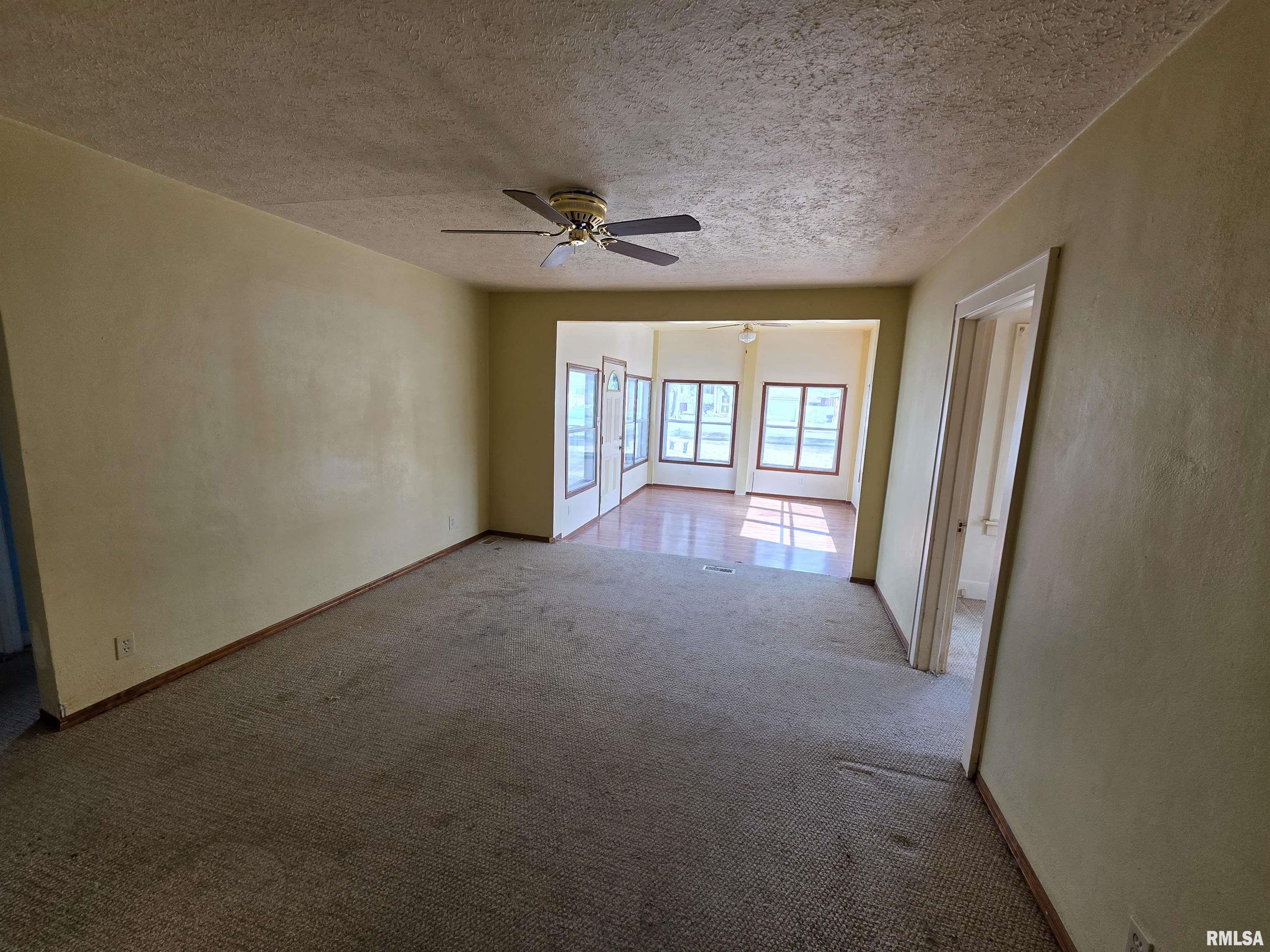 3357 South 3rd Street Springfield, IL 62703 - Photo 7 of 25