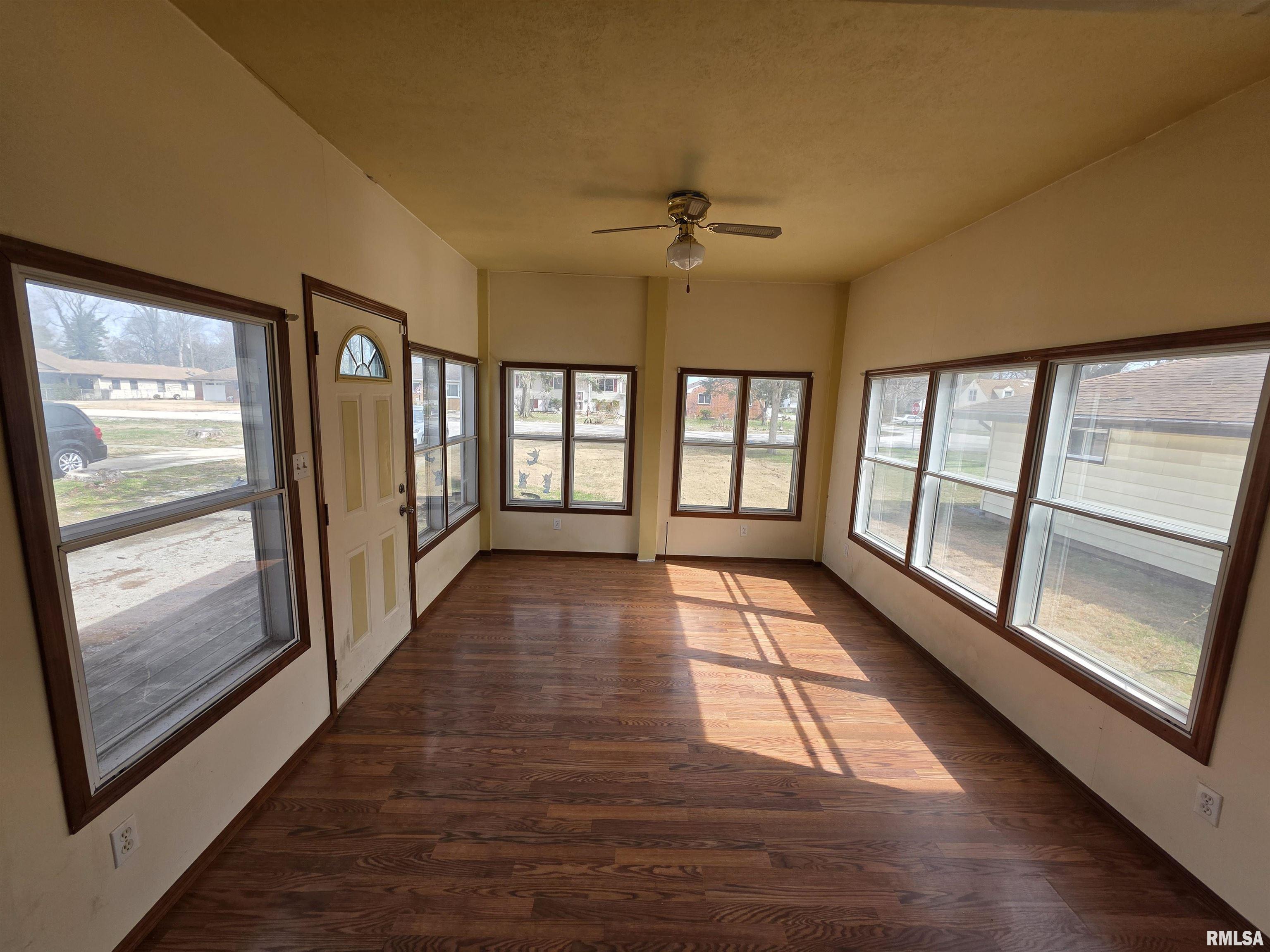 3357 South 3rd Street Springfield, IL 62703 - Photo 8 of 25