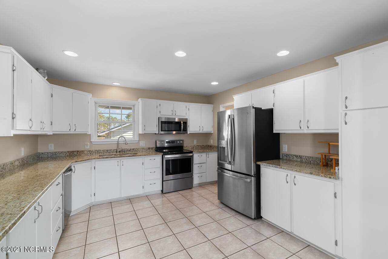 103 J R S Ranch Road Newport, NC 28570 - Photo 12 of 34 12