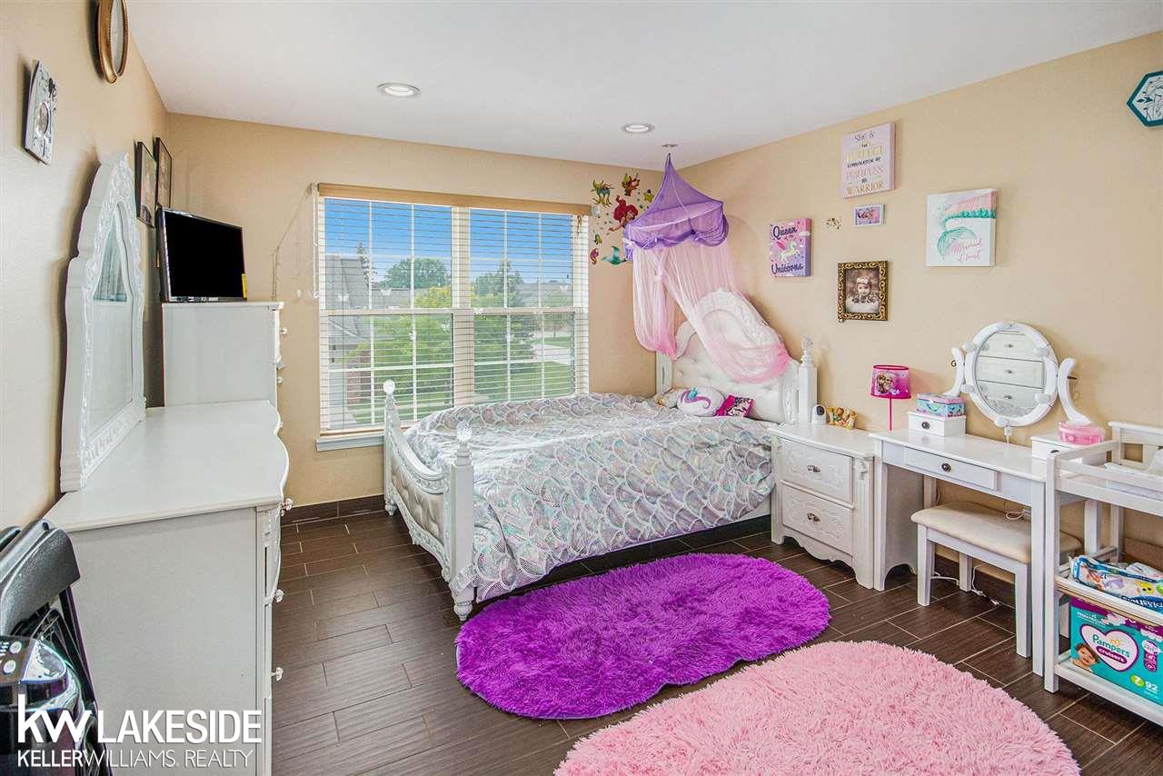 5686 Victory Circle Sterling Heights, MI 48310 - Photo 19 of 26 50050660-18.JPG