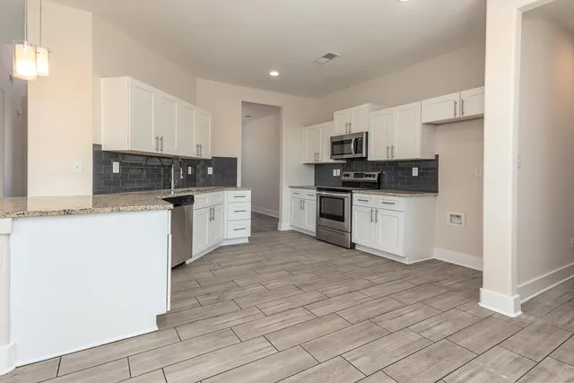 $300,000 | 185 Heritage Lake Drive, Memphis, TN 38109