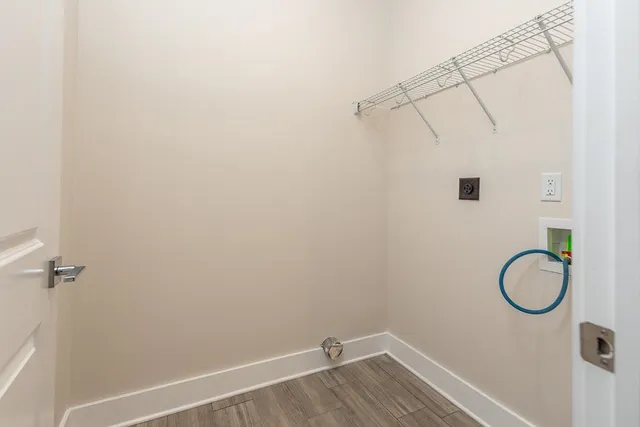 $300,000 | 185 Heritage Lake Drive, Memphis, TN 38109