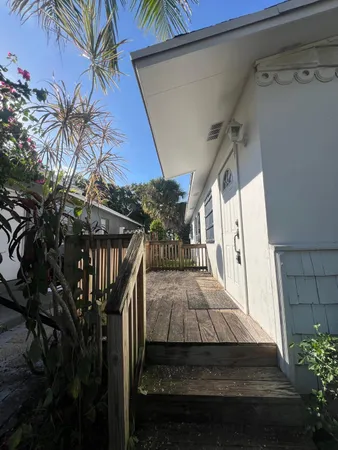 a view of entryway