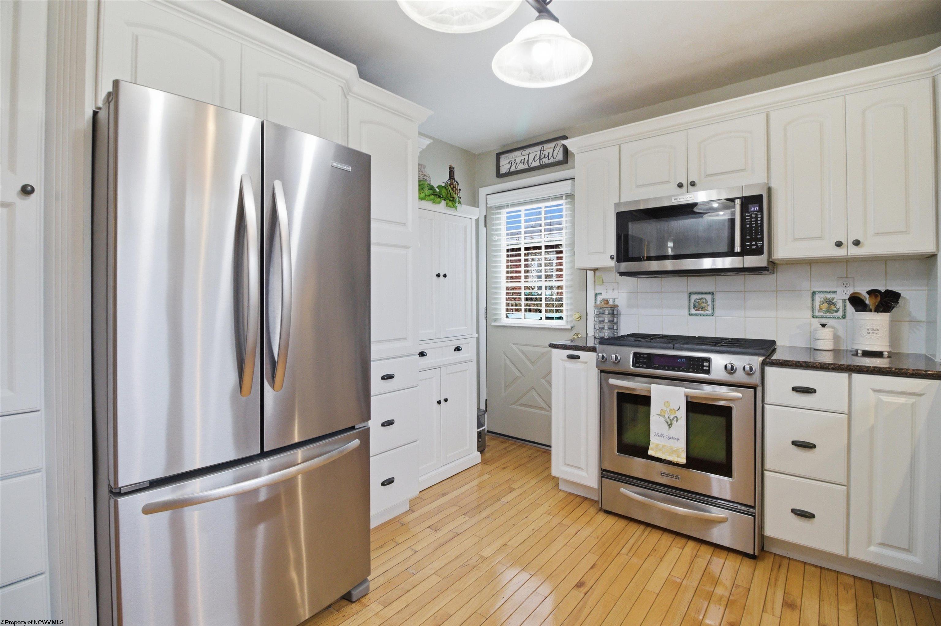 118 Ridgeway Drive Bridgeport, WV 26330 - Photo 12 of 45 Gallery Image 12