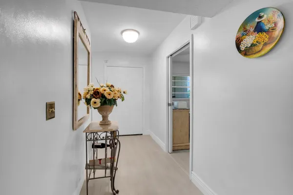 $250,000 | 23247 Barwood Lane North, Unit 305, Boca Raton, FL 33428